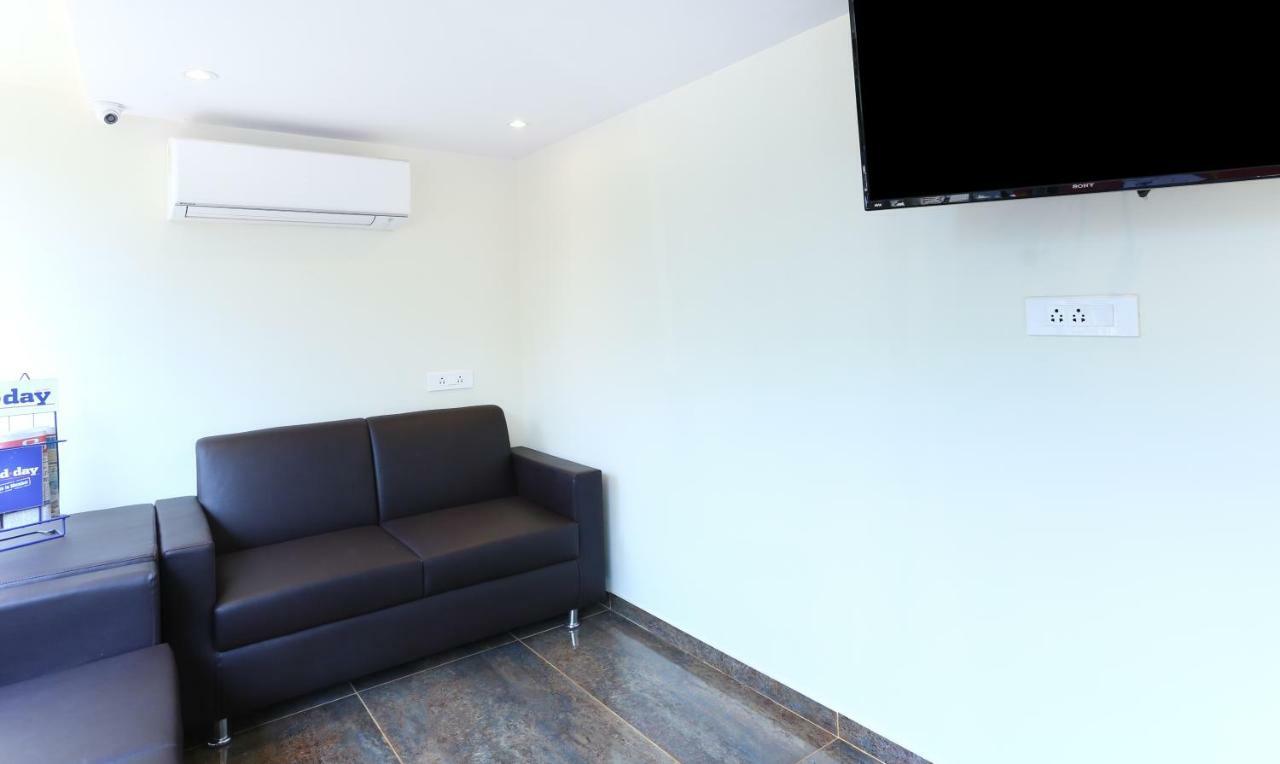 Treebo Trend Aviva Suites Βομβάη Εξωτερικό φωτογραφία
