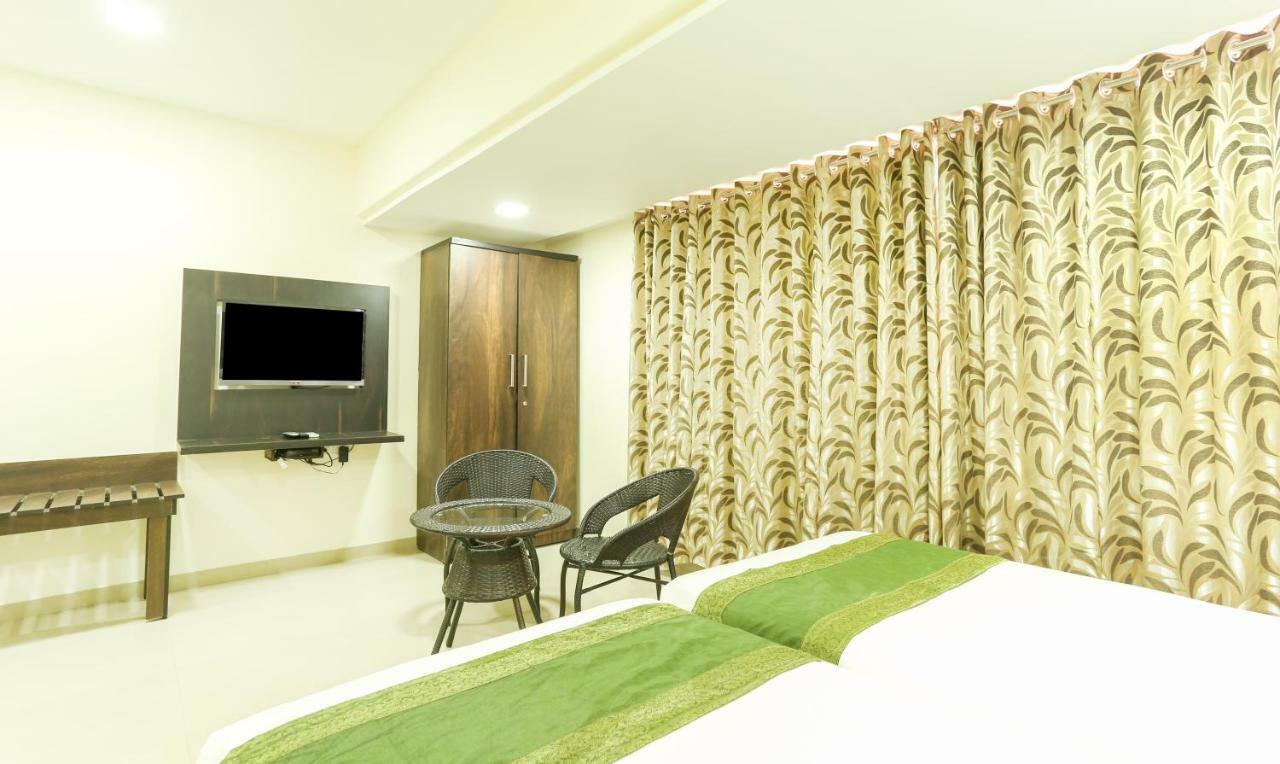 Treebo Trend Aviva Suites Βομβάη Εξωτερικό φωτογραφία